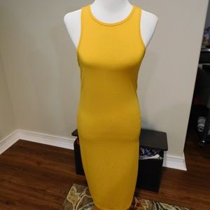 Mustard yellow maxi
